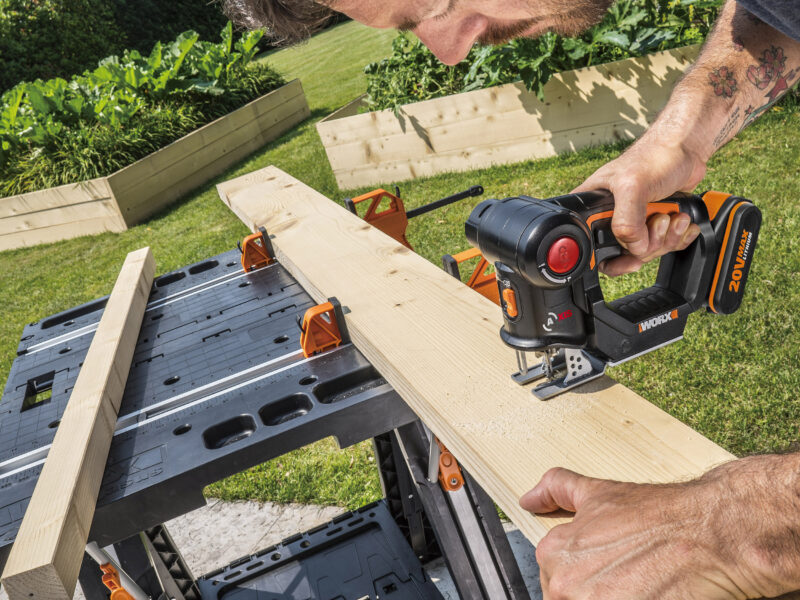 DIY Tutorial: Creating A Drinks Stand for Your Garden