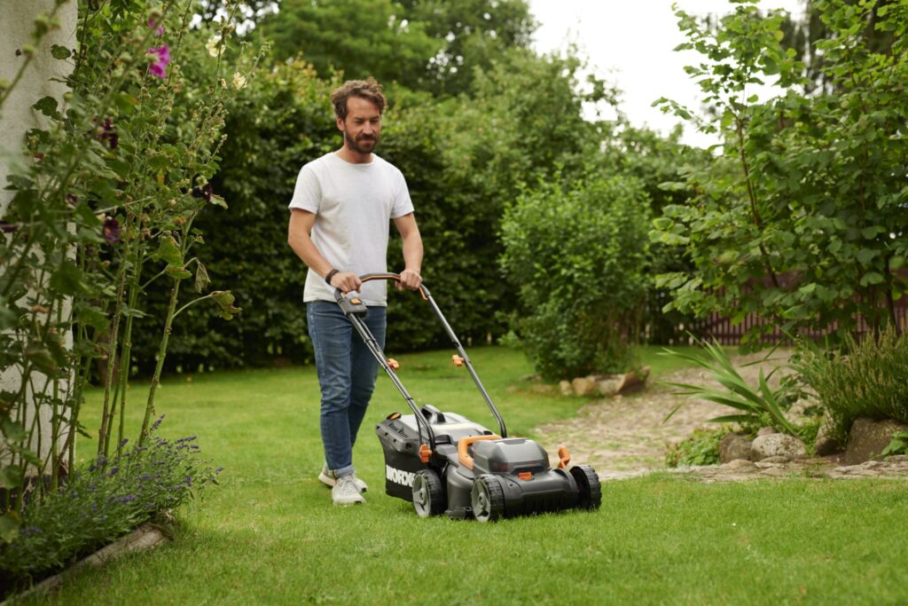 Getting The Most Out Of Your Mower and Looking After Your Grass